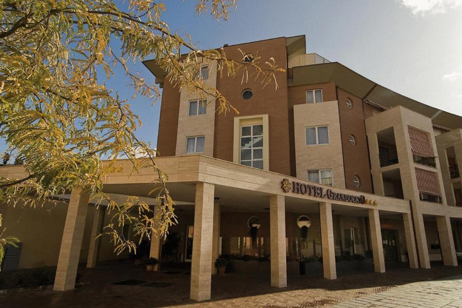 Hotel Granducato Montelupo Fiorentino Exterior foto