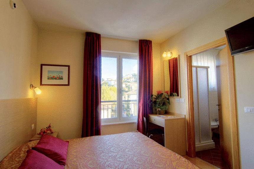 Hotel Granducato Montelupo Fiorentino Habitación foto